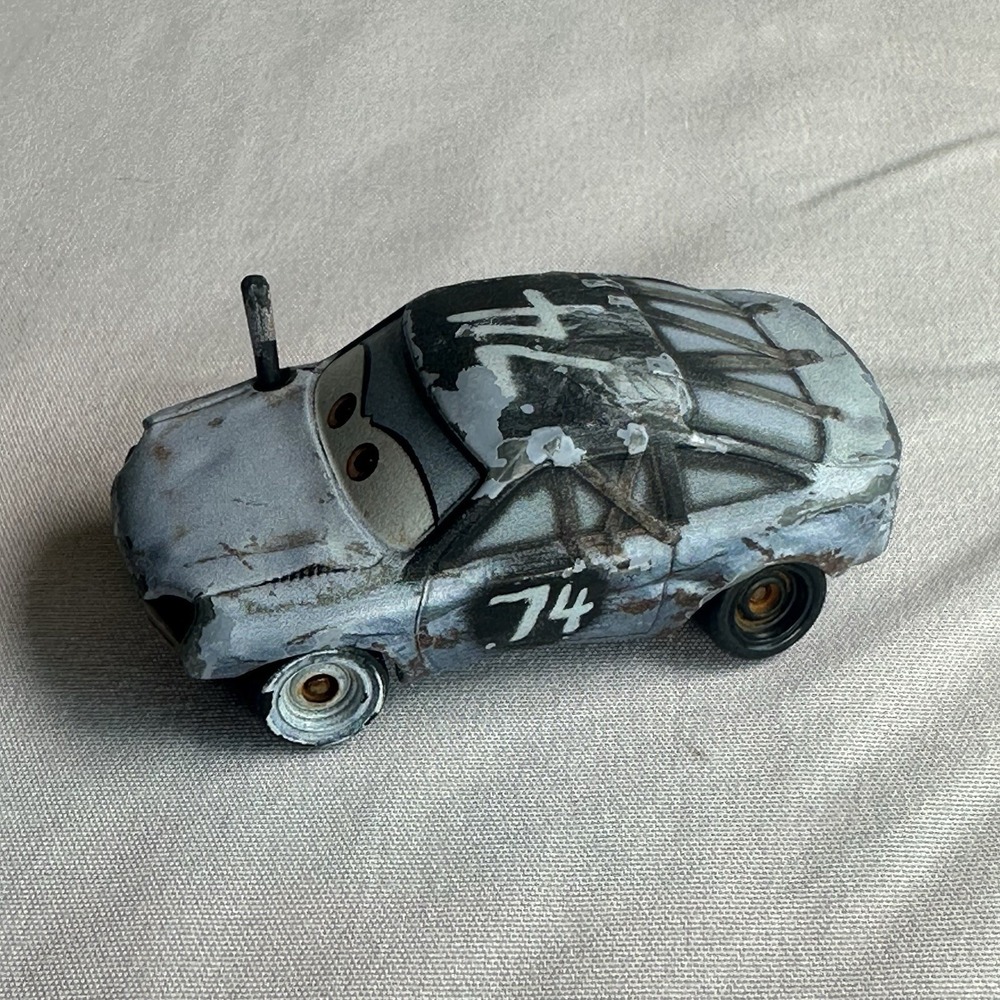 Disney Pixar Cars 3 Patty #74 Demolition Derby 1/55 Diecast Car